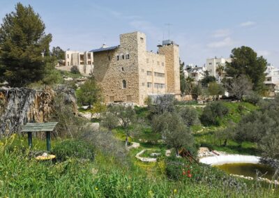 Acting for sustainability in human and natural ecosystems in a conflict zone